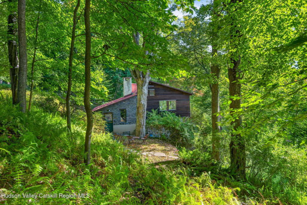 28 Ballantine Lane, Woodstock, NY 12409 - Photo 2 of 40