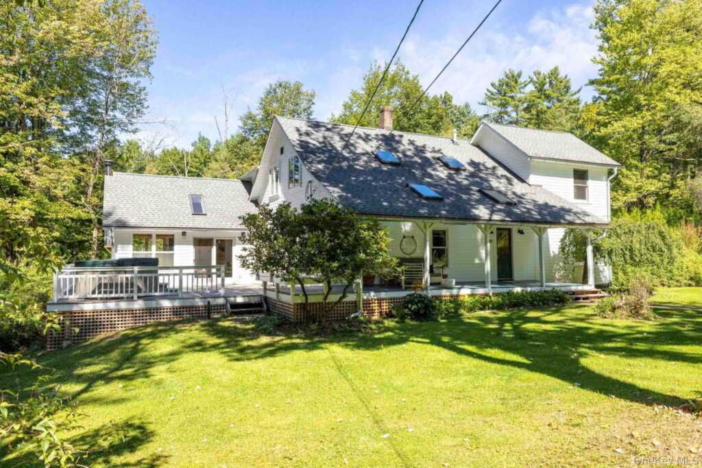388-390 Wittenberg Road, Woodstock, NY 12409