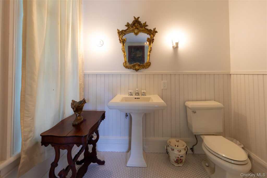 6477 Montgomery St 6477 Montgomery St, Rhinebeck, NY 12572 - Photo 16 of 24