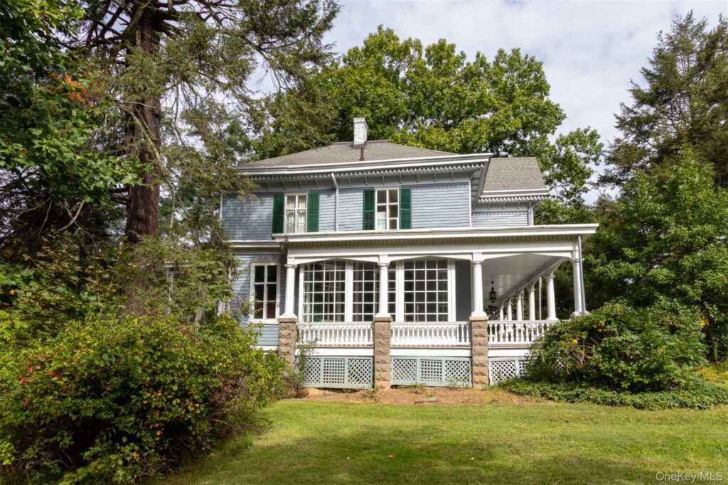 6477 Montgomery St 6477 Montgomery St, Rhinebeck, NY 12572 - Photo 4 of 24