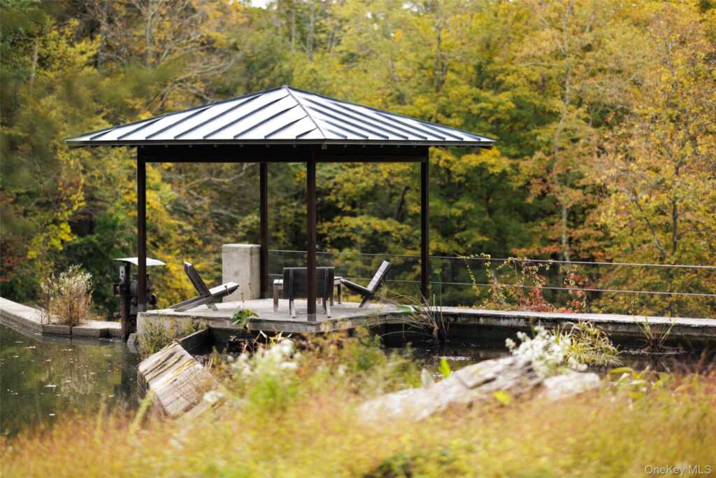 215 Mill Road, Rhinebeck, NY 12572 - Photo 20 of 43