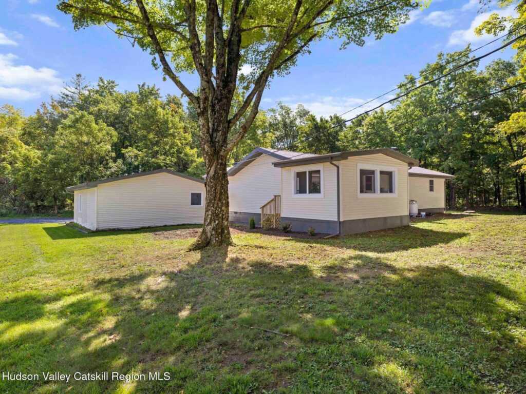 103 Park Place, Saugerties, NY 12477 - Photo 30 of 35