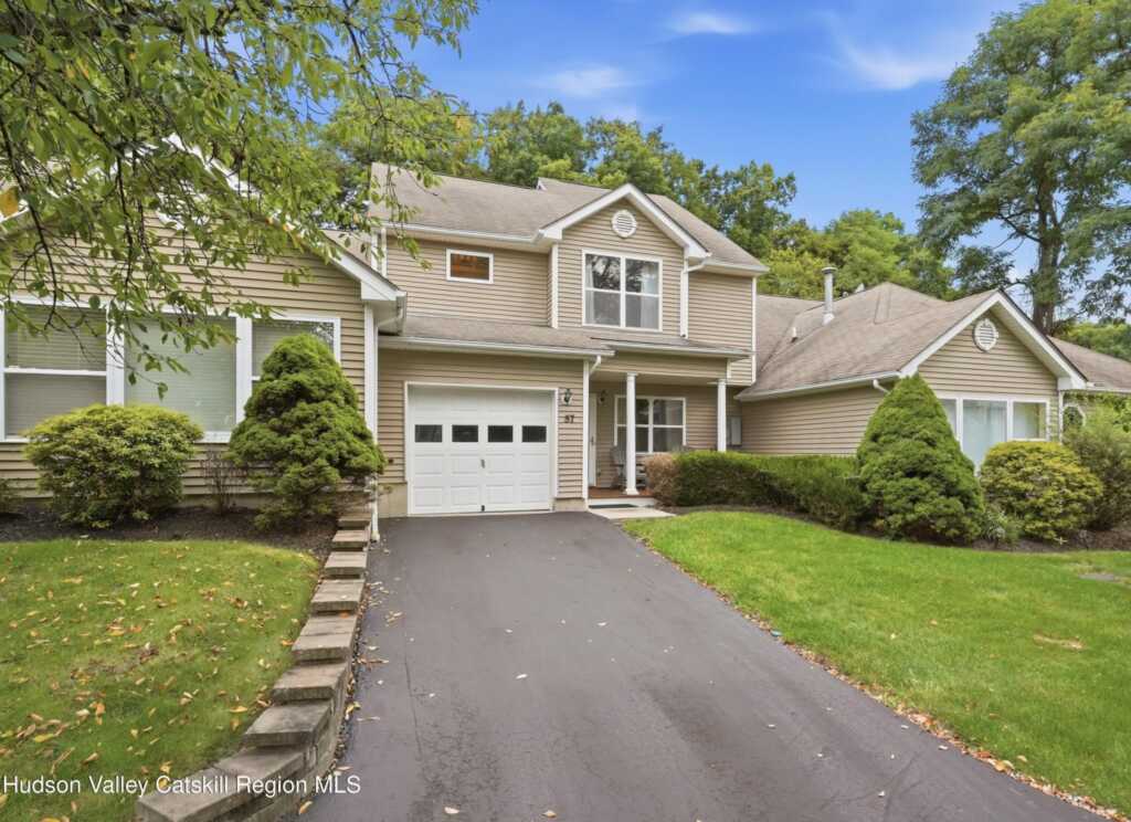 57 Twin Ponds Drive, Kingston, NY 12401