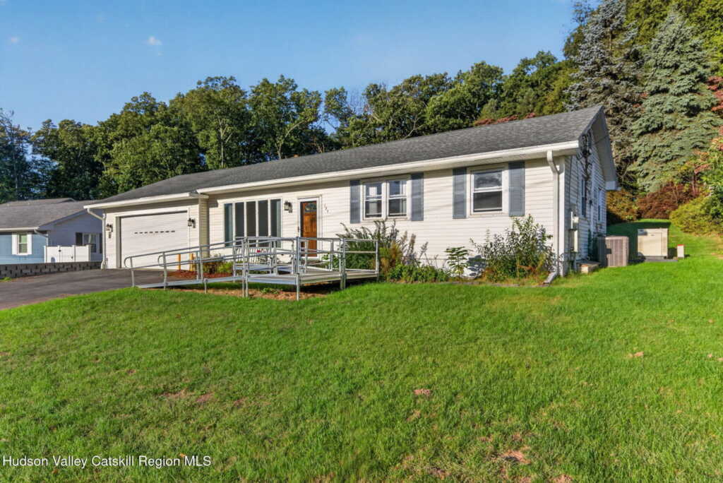 137 Sunrise Avenue, Kingston, NY 12401