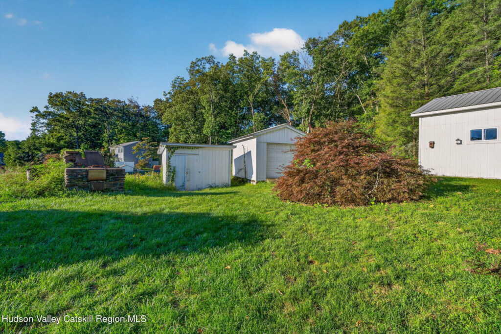 137 Sunrise Avenue, Kingston, NY 12401 - Photo 20 of 28