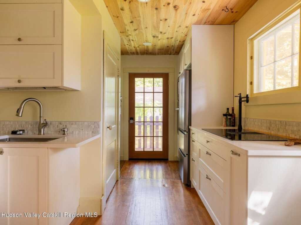 35 Orchard Lane, Woodstock, NY 12498 - Photo 16 of 41