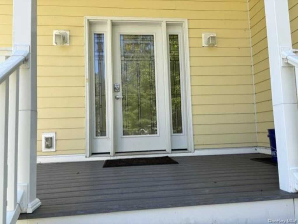 9 Bird Court, Rhinebeck, NY 12572 - Photo 7 of 29