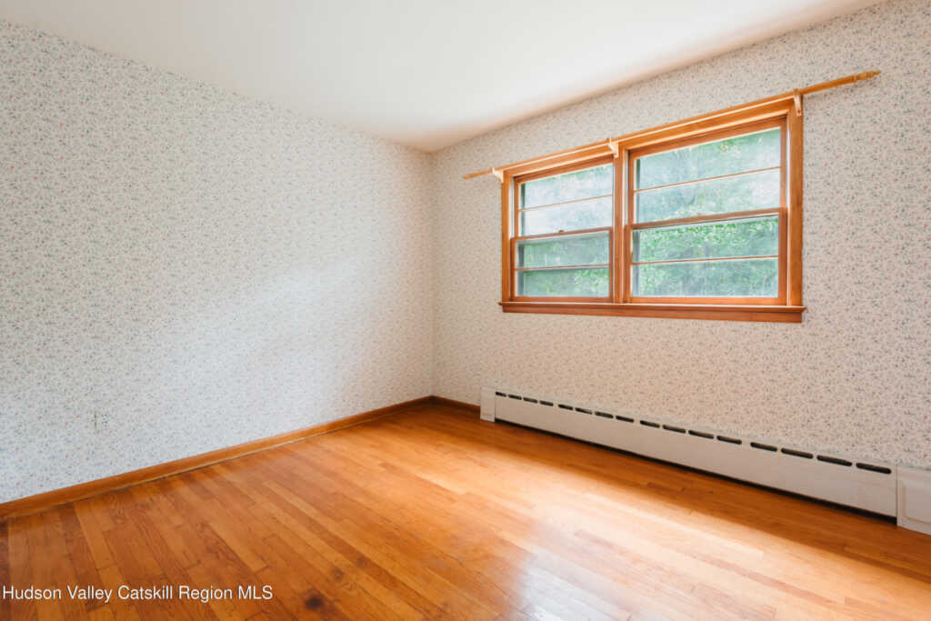 13 Edgewood Drive, New Paltz, NY 12561 - Photo 18 of 38