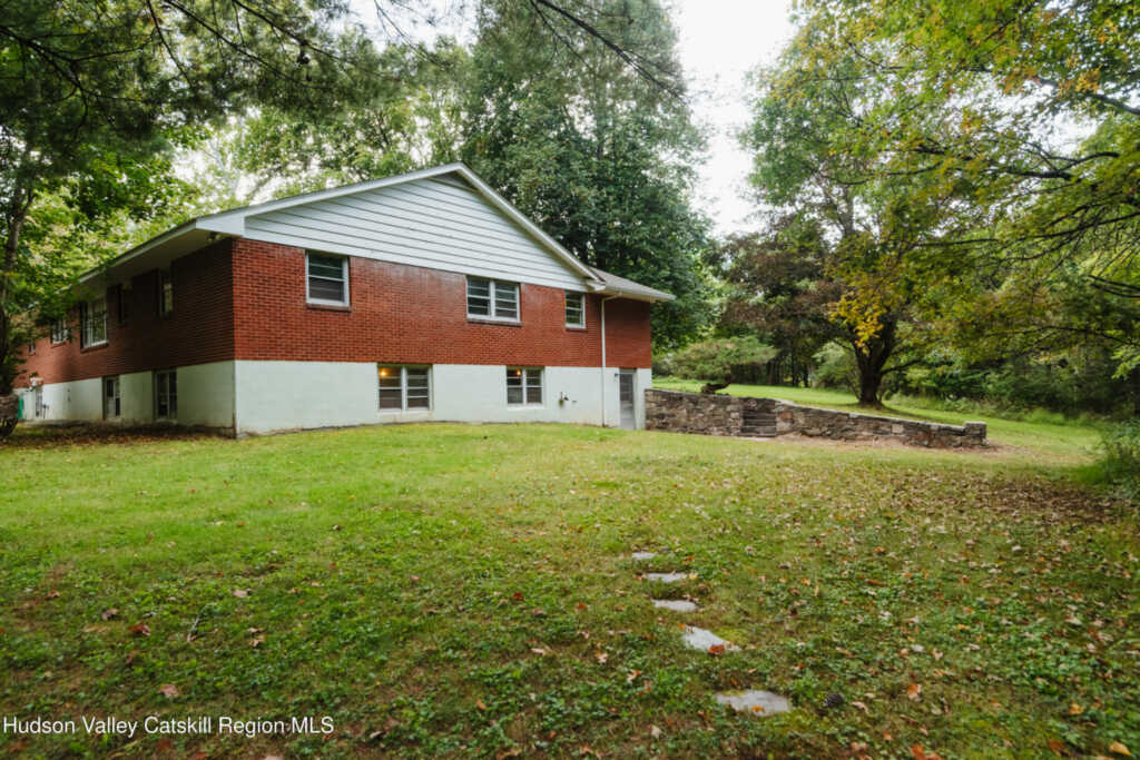 13 Edgewood Drive, New Paltz, NY 12561 - Photo 35 of 38