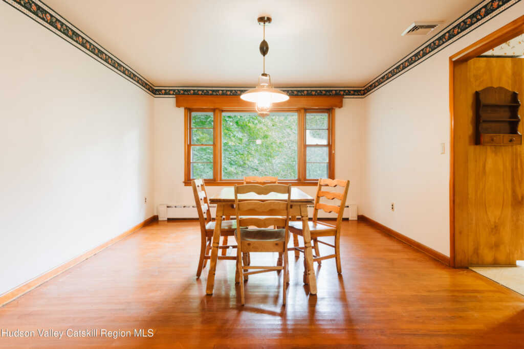 13 Edgewood Drive, New Paltz, NY 12561 - Photo 8 of 38