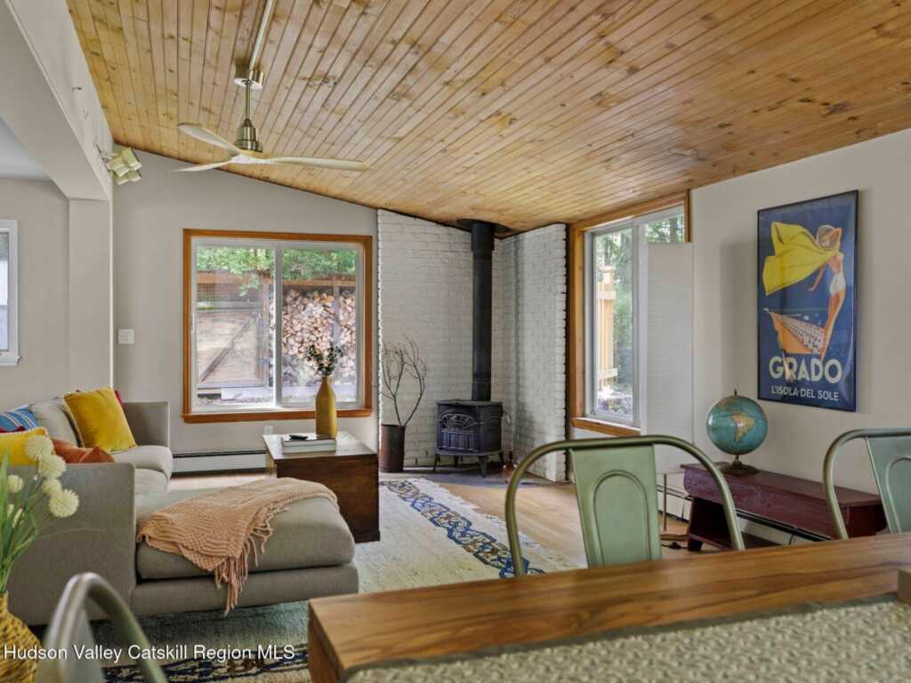 47 Van De Bogart Road, Woodstock, NY 12498 - Photo 5 of 46