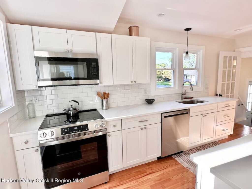 127 Emerson Street, Kingston, NY 12401 - Photo 13 of 46