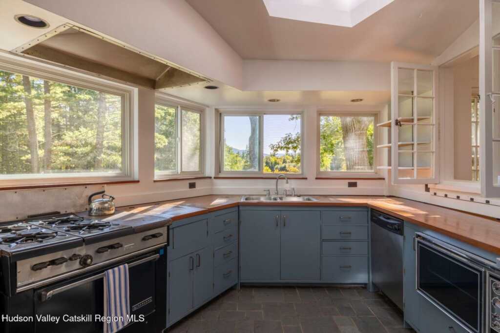 2673 Glasco Turnpike, Woodstock, NY 12498 - Photo 21 of 50