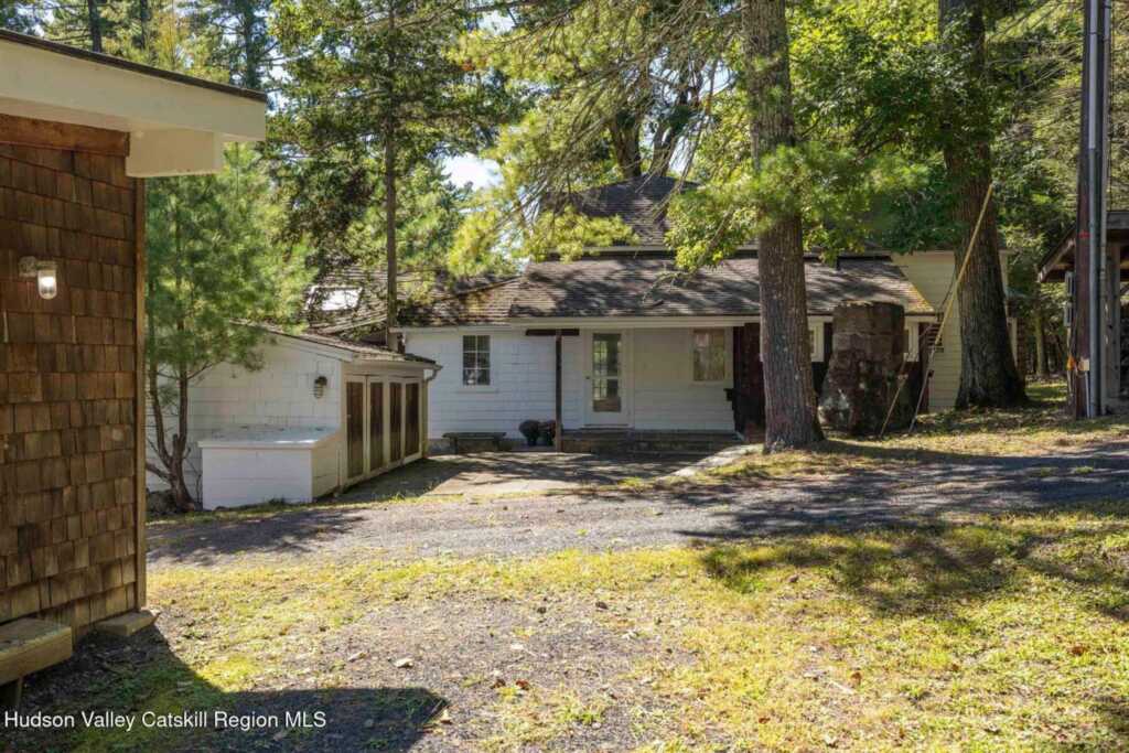 2673 Glasco Turnpike, Woodstock, NY 12498 - Photo 6 of 50