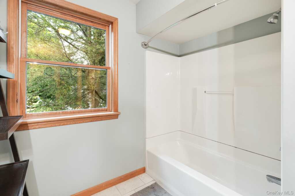 66 Mulberry Street, Rhinebeck, NY 12572 - Photo 20 of 28