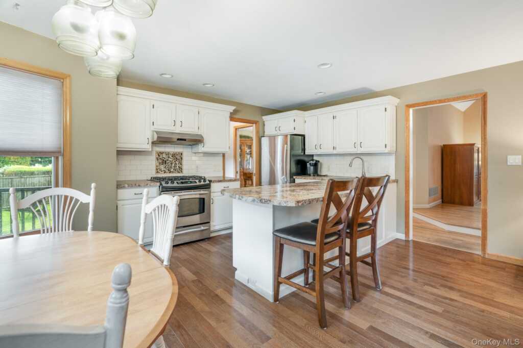 66 Mulberry Street, Rhinebeck, NY 12572 - Photo 8 of 28