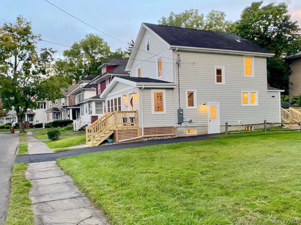 127 Emerson Street, Kingston, NY 12401 - Photo 41 of 44