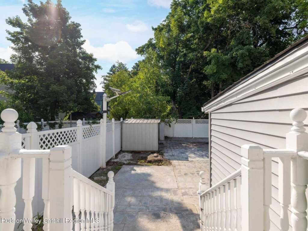 148 Downs Street, Kingston, NY 12401 - Photo 32 of 39