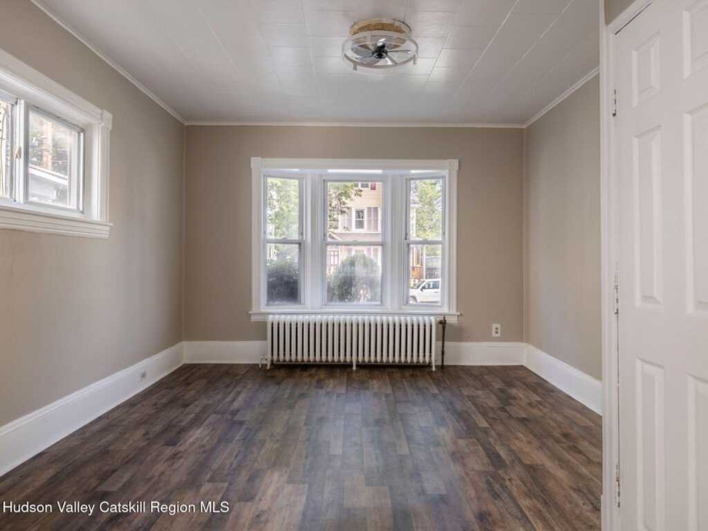 148 Downs Street, Kingston, NY 12401 - Photo 6 of 39