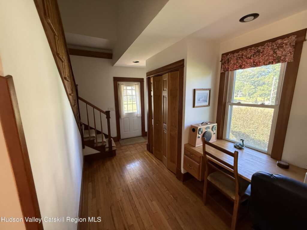 1632 Old Kings Highway, Saugerties, NY 12477 - Photo 12 of 26