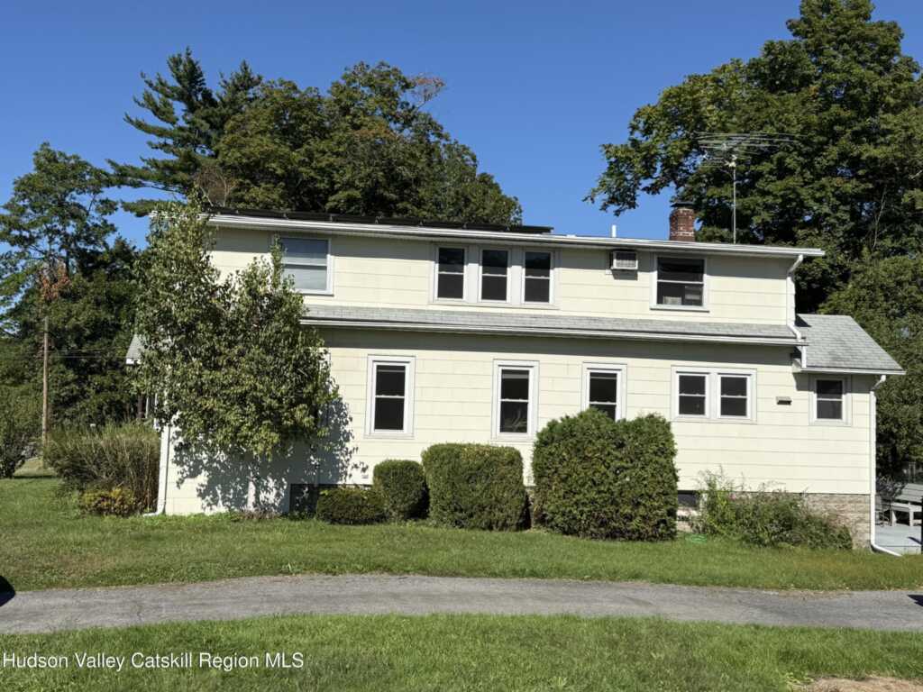 1632 Old Kings Highway, Saugerties, NY 12477 - Photo 2 of 26