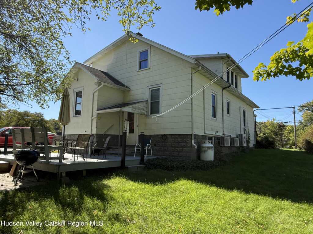 1632 Old Kings Highway, Saugerties, NY 12477 - Photo 5 of 26