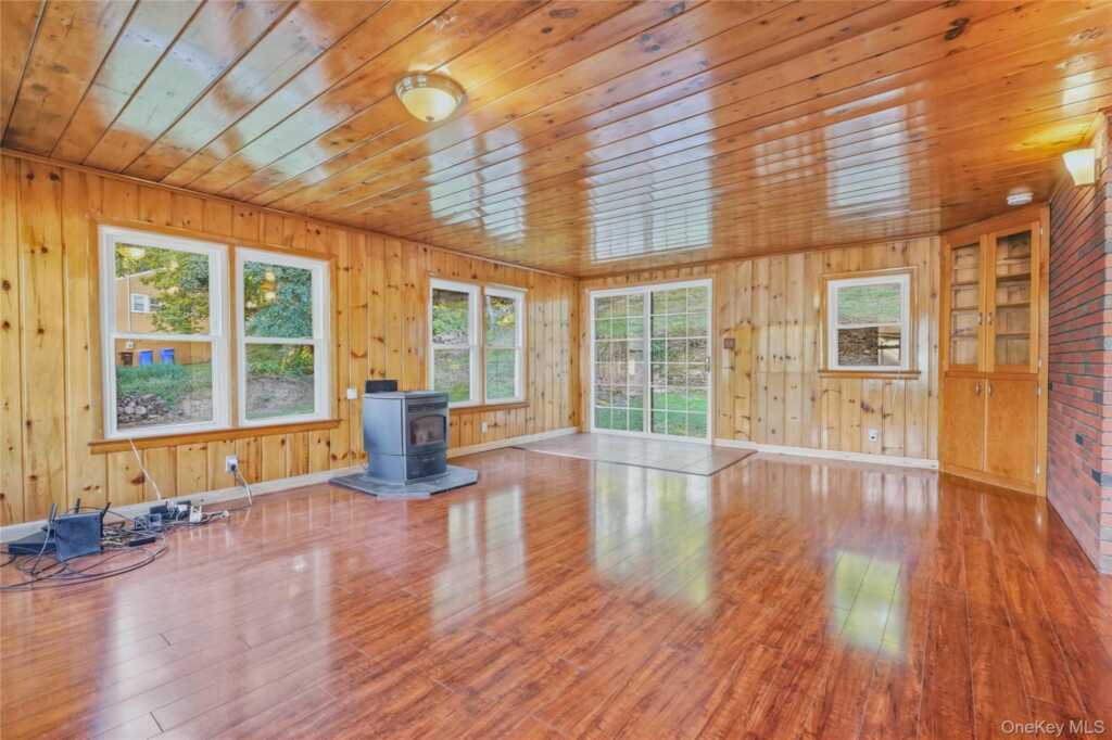 145 Linderman Avenue, Kingston, NY 12401 - Photo 19 of 25