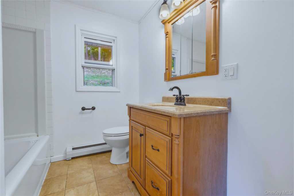 145 Linderman Avenue, Kingston, NY 12401 - Photo 9 of 25