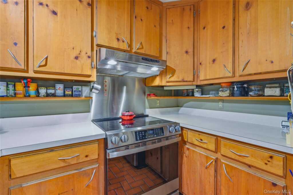 9 Crescent Lane, New Paltz, NY 12561 - Photo 14 of 48