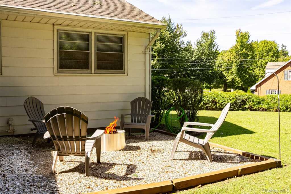 352 Clifton Avenue, Kingston, NY 12401 - Photo 19 of 22