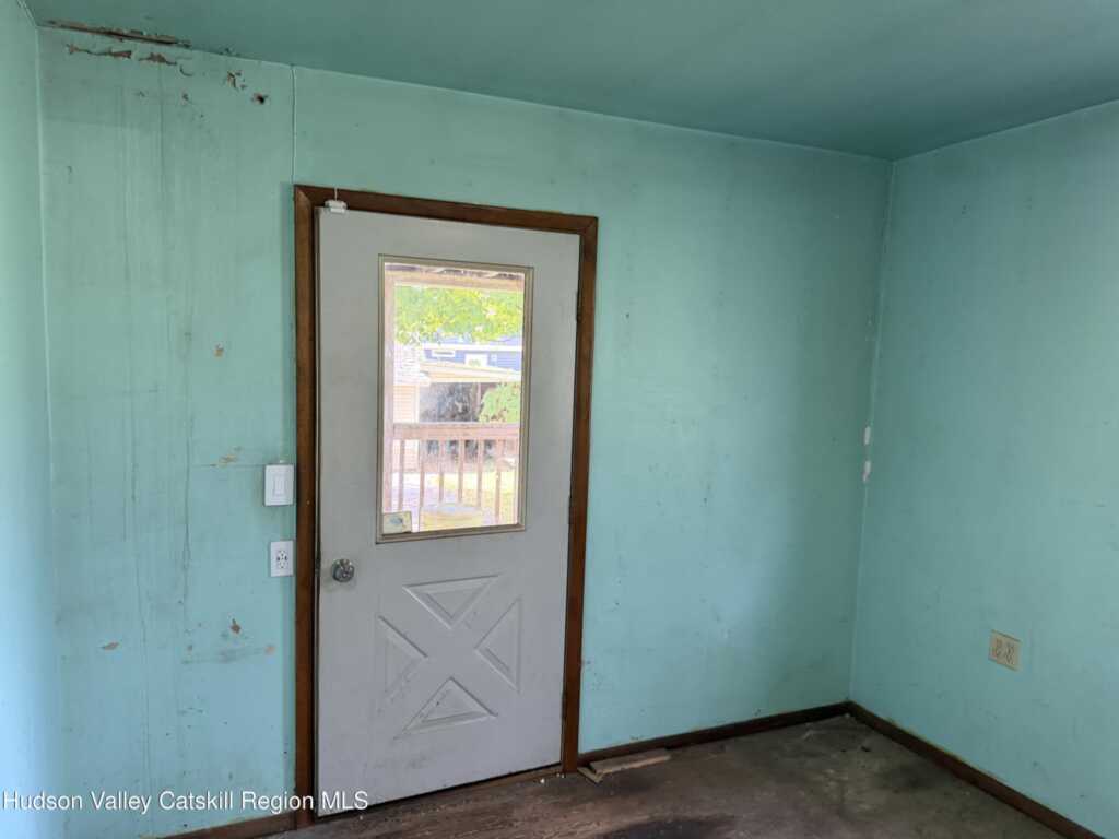 518 Main Street, Kingston, NY 12401 - Photo 27 of 32