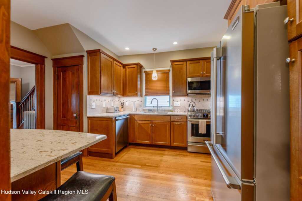 160 O'Neil Street, Kingston, NY 12401 - Photo 15 of 41