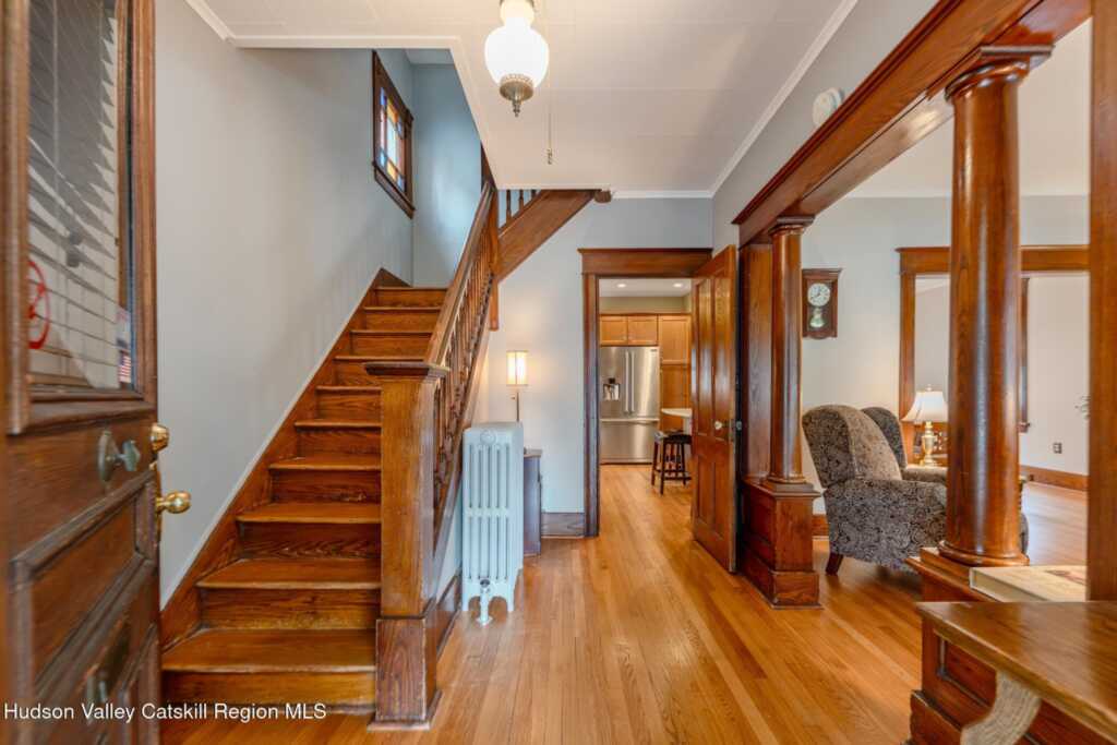 160 O'Neil Street, Kingston, NY 12401 - Photo 4 of 41