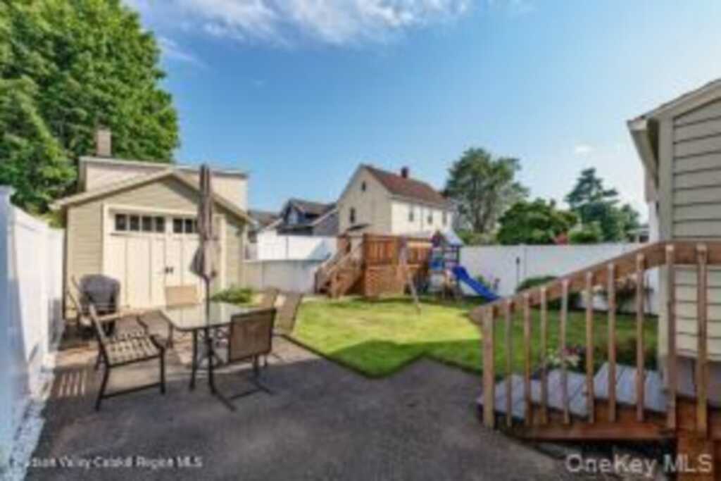 160 Oneil Street, Kingston, NY 12401 - Photo 34 of 41
