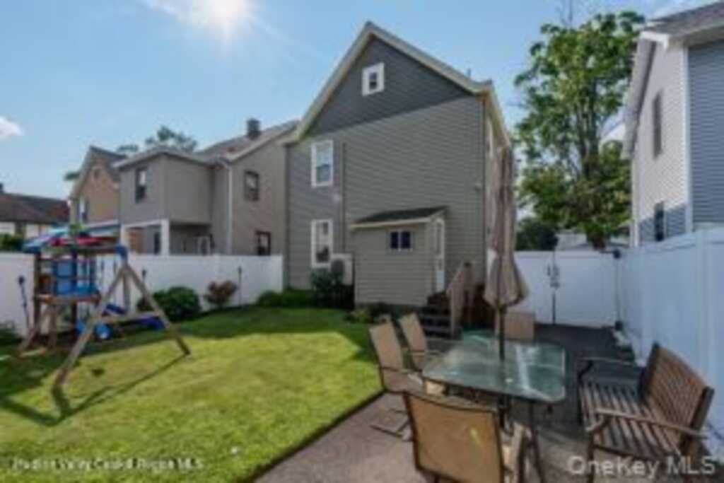 160 Oneil Street, Kingston, NY 12401 - Photo 35 of 41