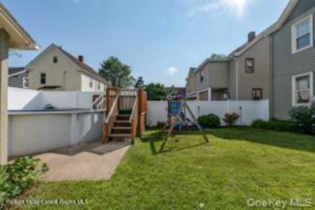 160 Oneil Street, Kingston, NY 12401 - Photo 36 of 41