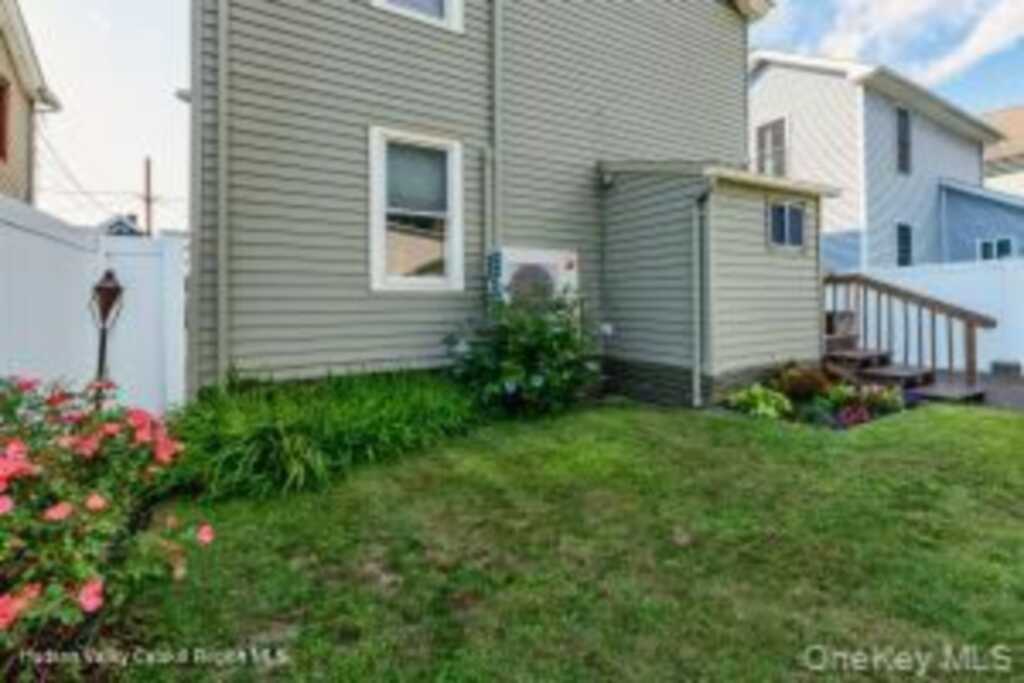 160 Oneil Street, Kingston, NY 12401 - Photo 38 of 41