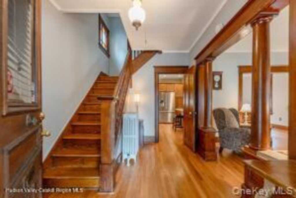 160 Oneil Street, Kingston, NY 12401 - Photo 4 of 41