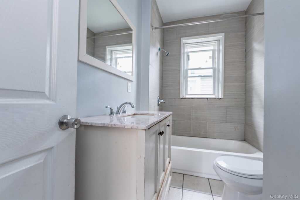 102 Henry Street, Kingston, NY 12401 - Photo 20 of 28
