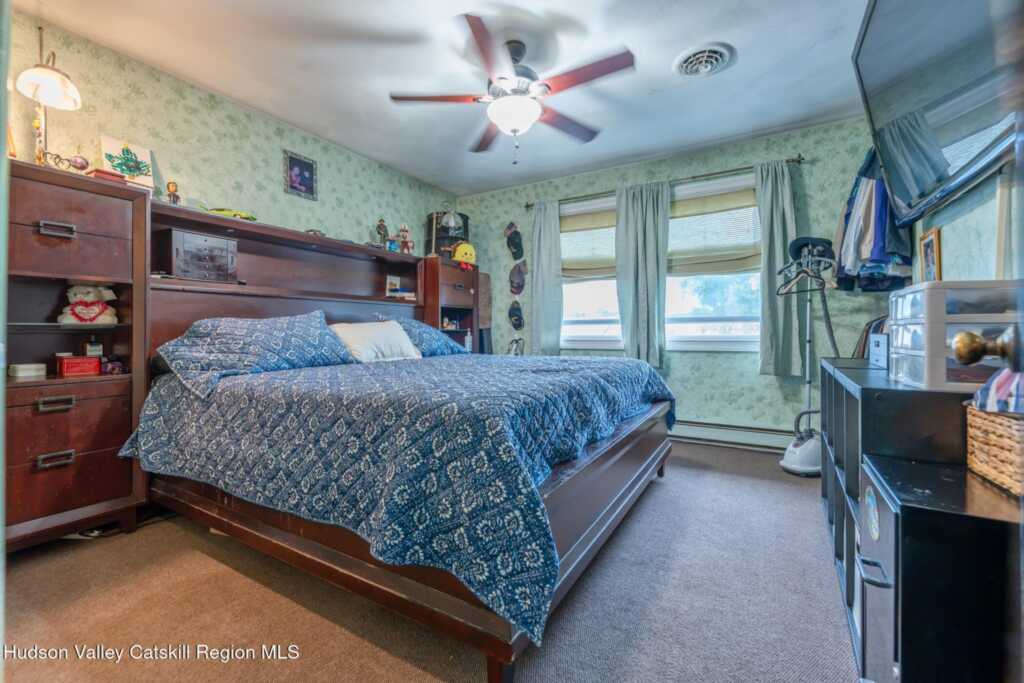 411 Linderman Avenue, Kingston, NY 12401 - Photo 22 of 50
