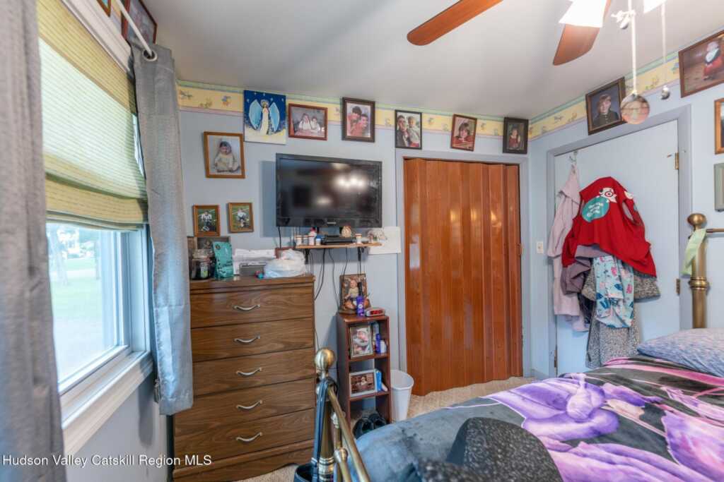 411 Linderman Avenue, Kingston, NY 12401 - Photo 28 of 50