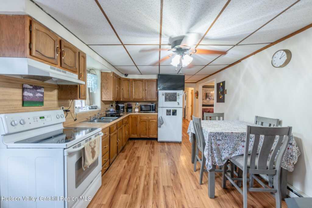 411 Linderman Avenue, Kingston, NY 12401 - Photo 30 of 50