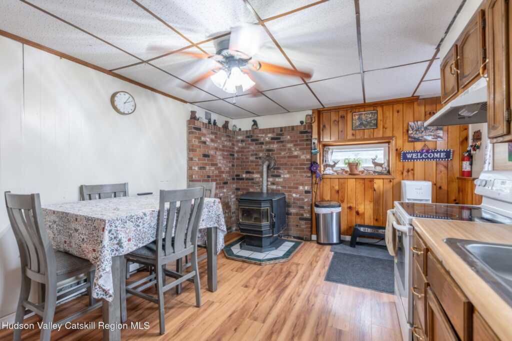 411 Linderman Avenue, Kingston, NY 12401 - Photo 31 of 50