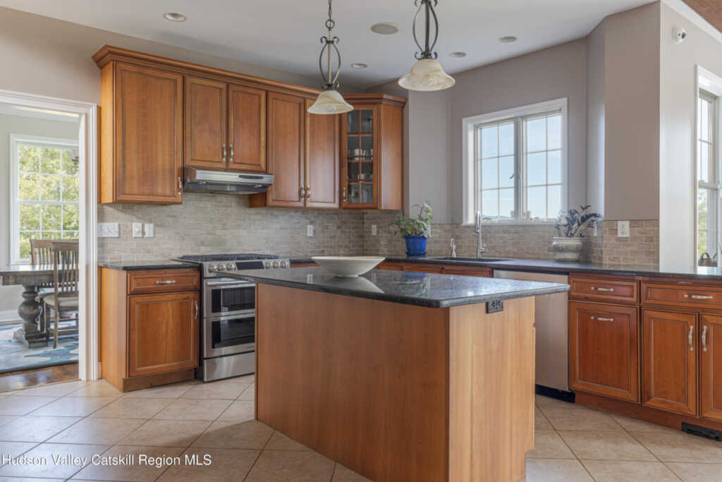 262 Stickles Terrace, Kingston, NY 12401 - Photo 14 of 50
