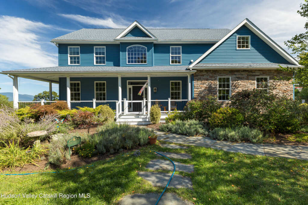 262 Stickles Terrace, Kingston, NY 12401 - Photo 6 of 50