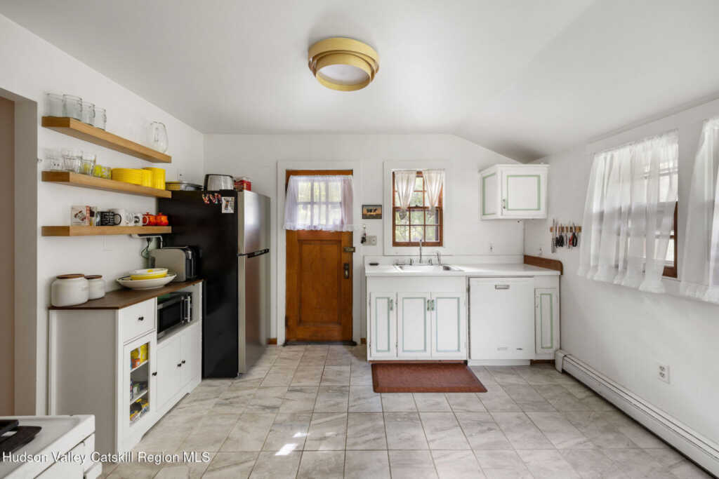 2 Fern Hollow, Woodstock, NY 12498 - Photo 6 of 16