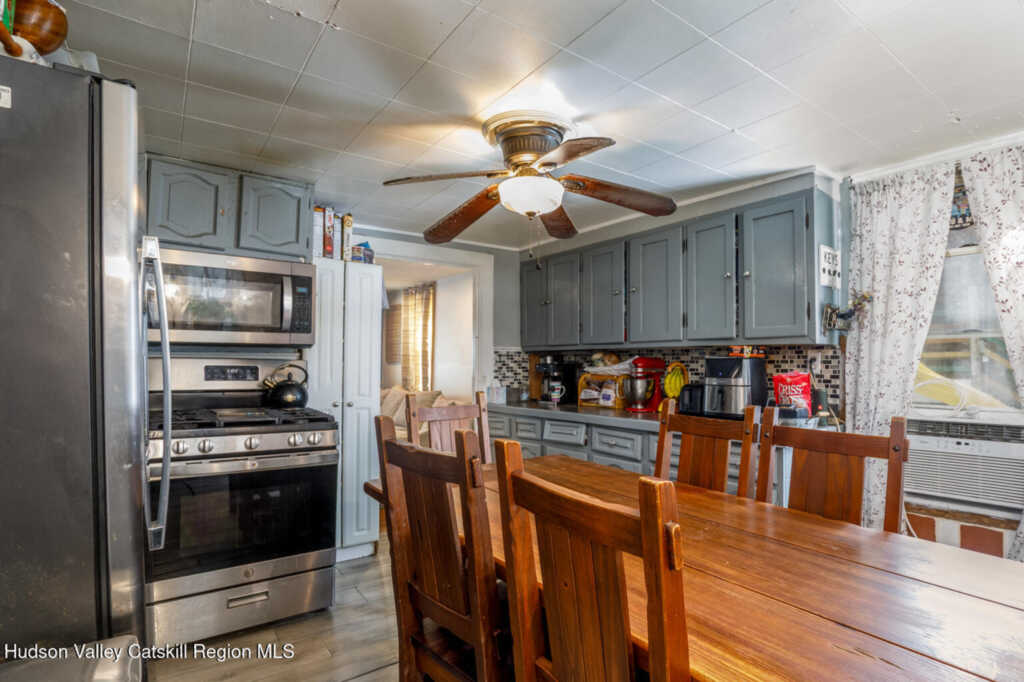 21 3rd Avenue, Kingston, NY 12401 - Photo 6 of 15