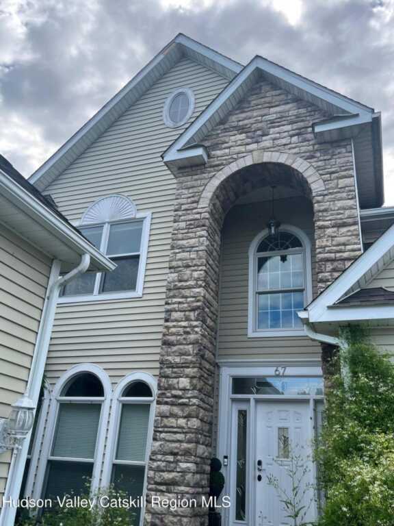 67 Latham Circle, Saugerties, NY 12477 - Photo 4 of 44