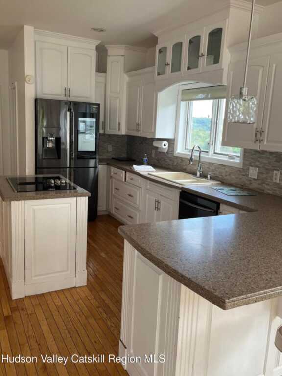 67 Latham Circle, Saugerties, NY 12477 - Photo 9 of 44