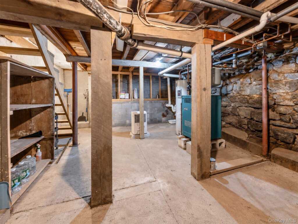 48 Tompkins Street, Kingston, NY 12401 - Photo 32 of 36